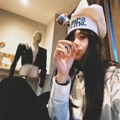 我把忠诚献给你